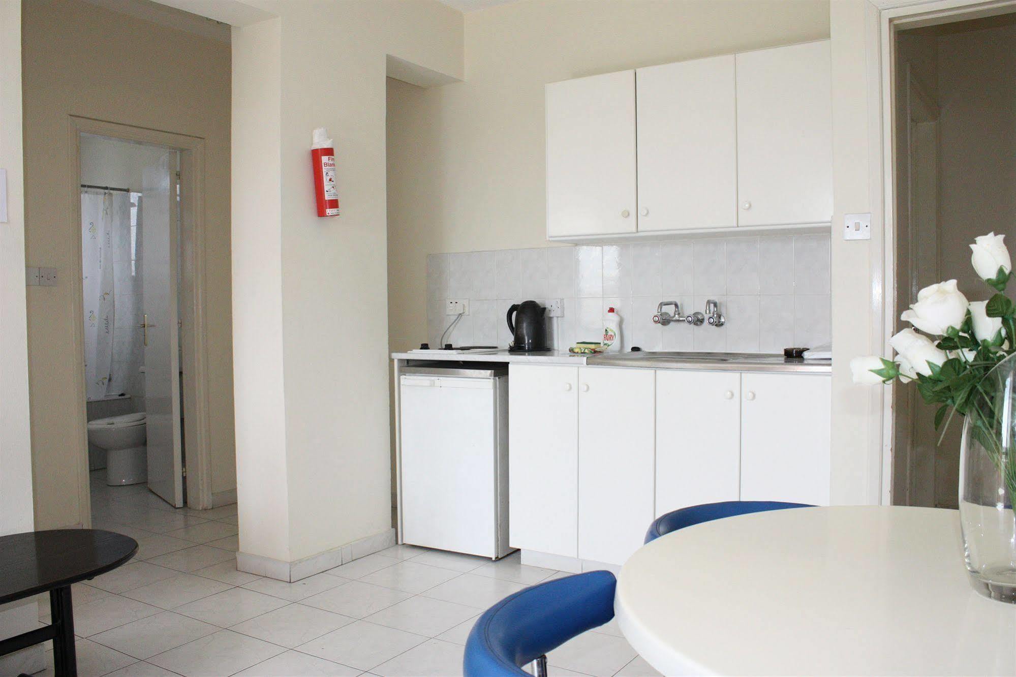 Tycoon Apartments Limassol Exterior photo